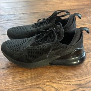 Women’s Nike Air Max 270- Black